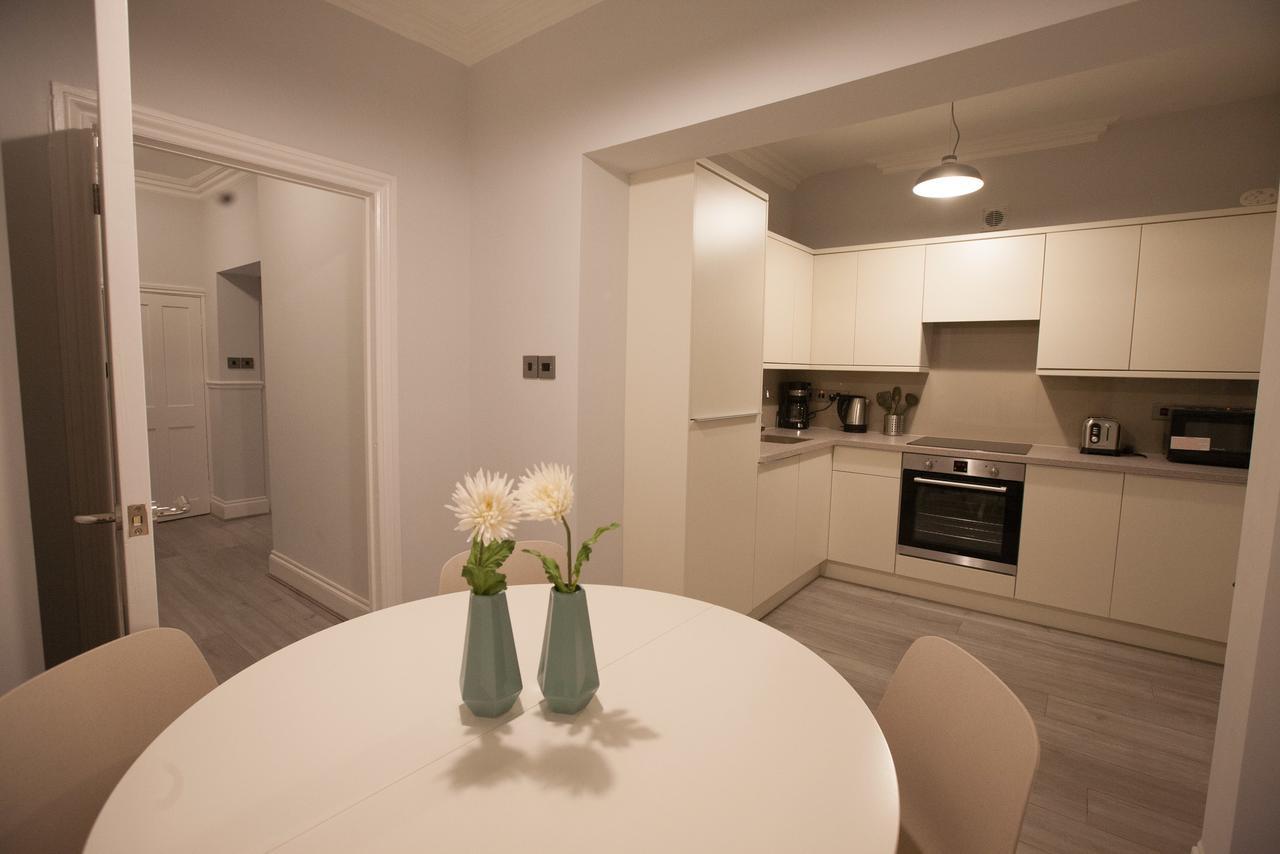 Emperors Gate Residence By Allo Housing Лондон Екстериор снимка