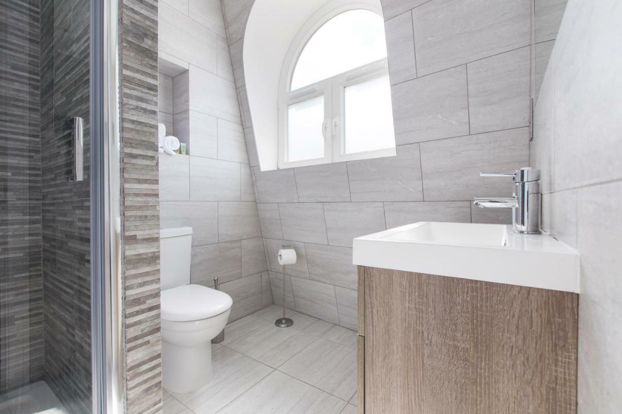 Emperors Gate Residence By Allo Housing Лондон Екстериор снимка
